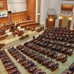 Mot iunea impotriva Guvernului Ilie Bolojan prezentata miercuri in Parlament Votul va avea loc pe 5 mai